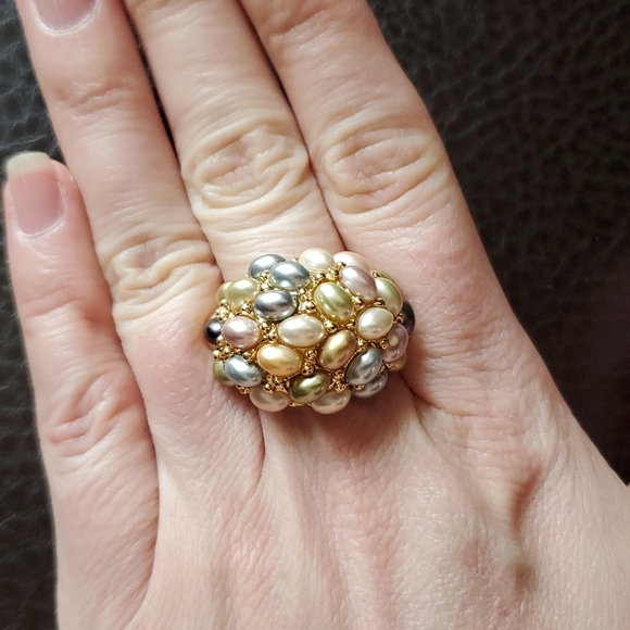 Kenneth Jay Lane ring- size 7 - Picture 7 of 8